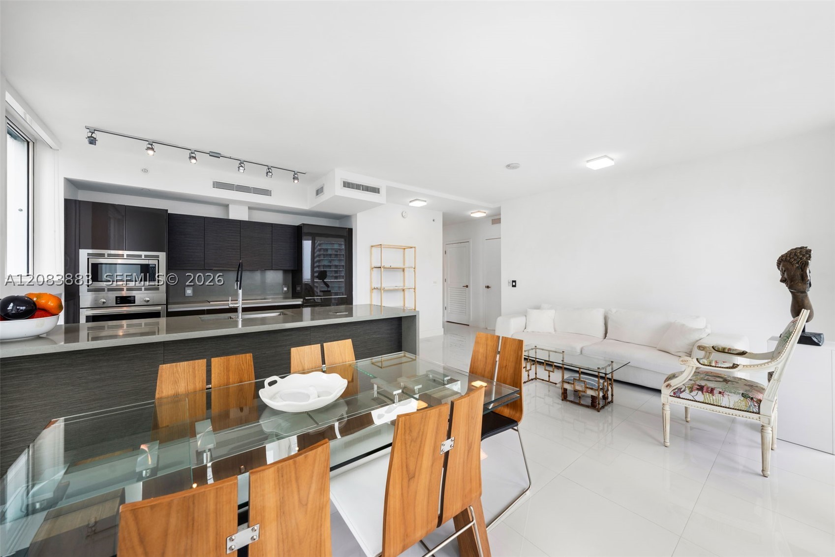 1080 Brickell Ave #2509, Miami FL 33131