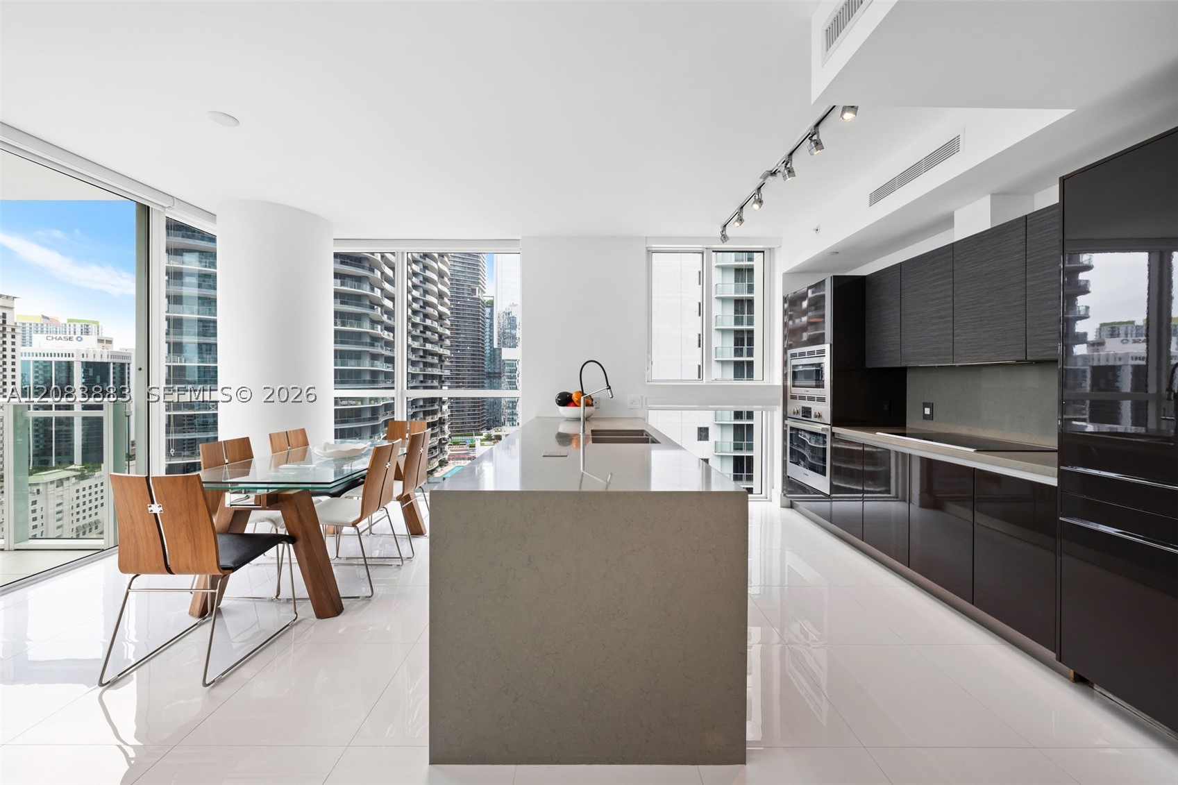 1080 Brickell Ave #2509, Miami FL 33131