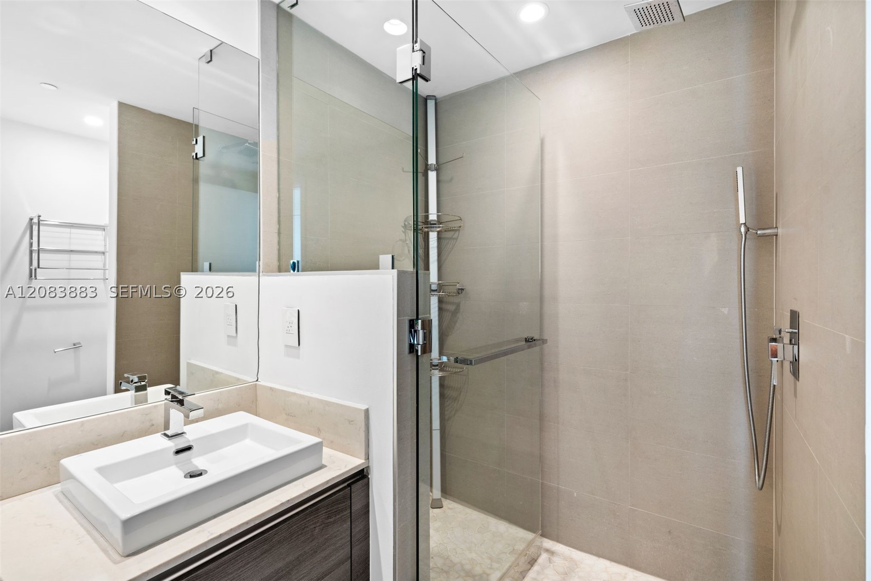 1080 Brickell Ave #2509, Miami FL 33131