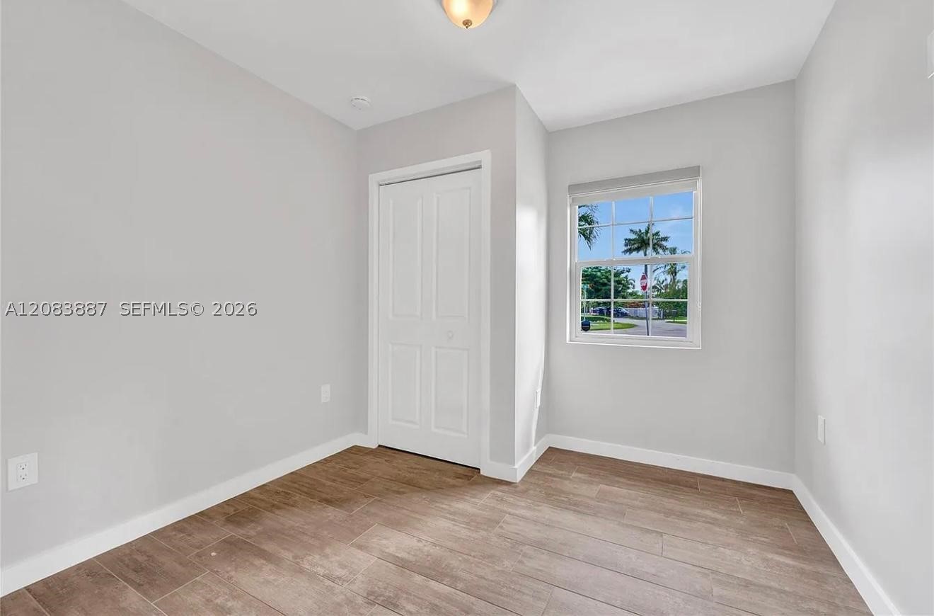 11250 SW 46th St, Miami FL 33165