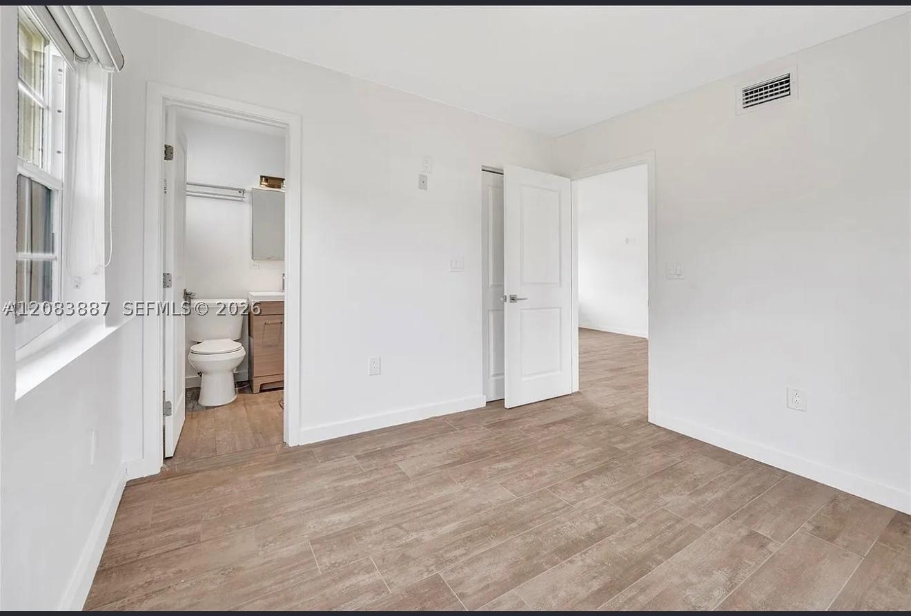 11250 SW 46th St, Miami FL 33165