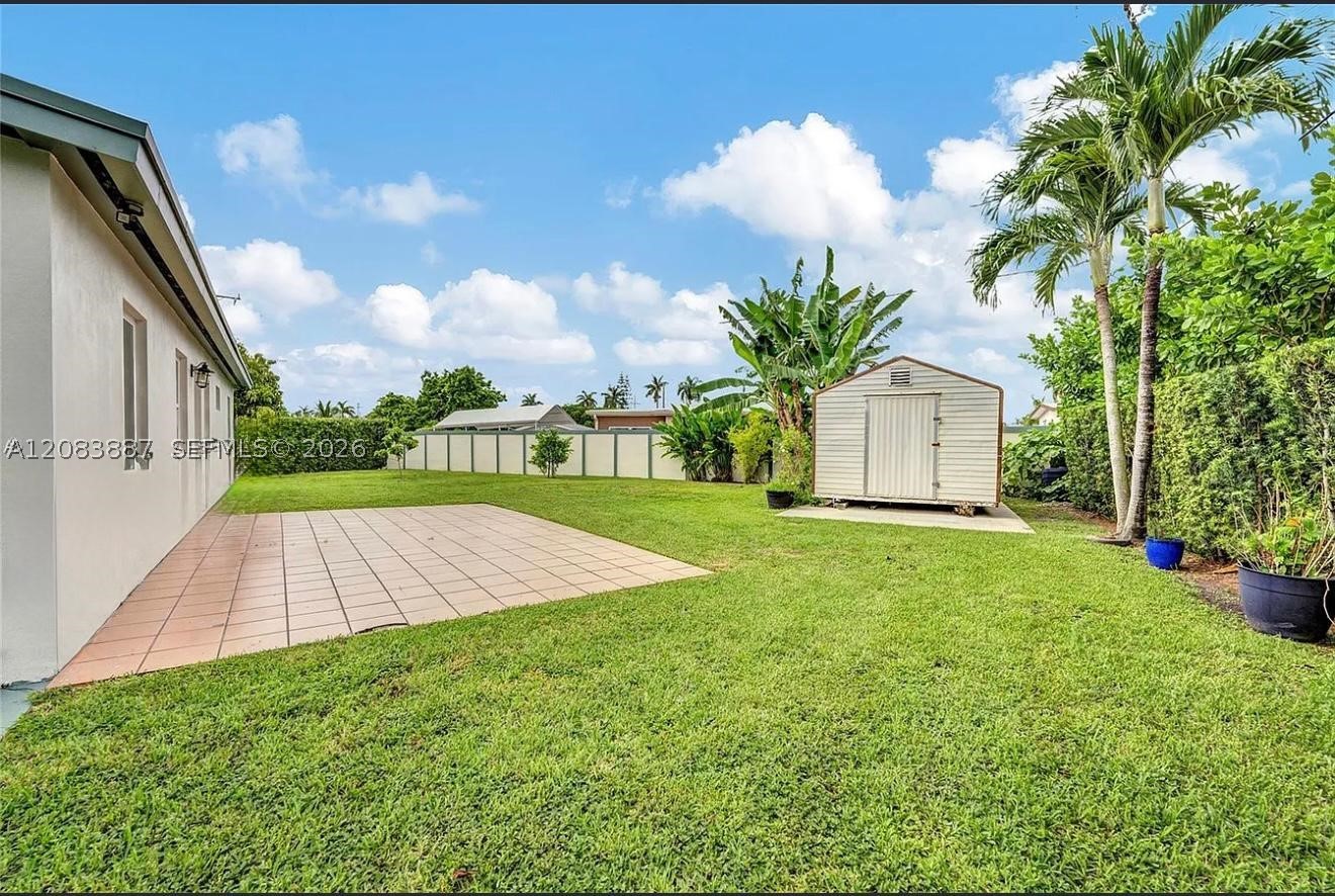 11250 SW 46th St, Miami FL 33165