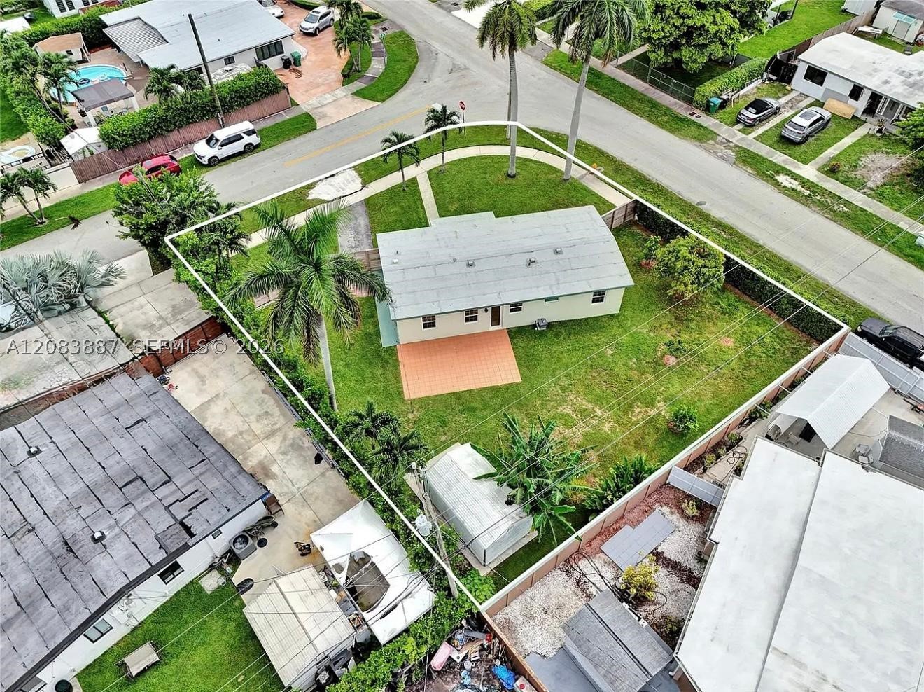 11250 SW 46th St, Miami FL 33165