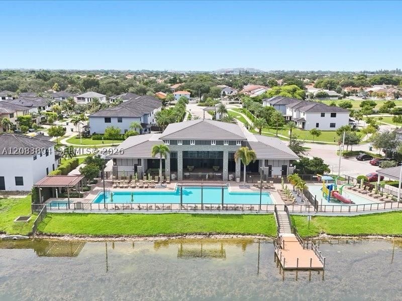 15603 NW 88th Ave, Miami Lakes FL 33018