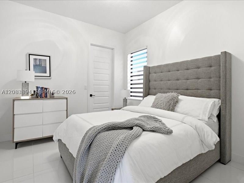 15603 NW 88th Ave, Miami Lakes FL 33018