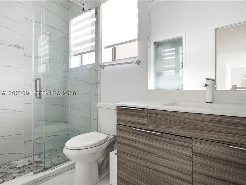 15603 NW 88th Ave, Miami Lakes FL 33018