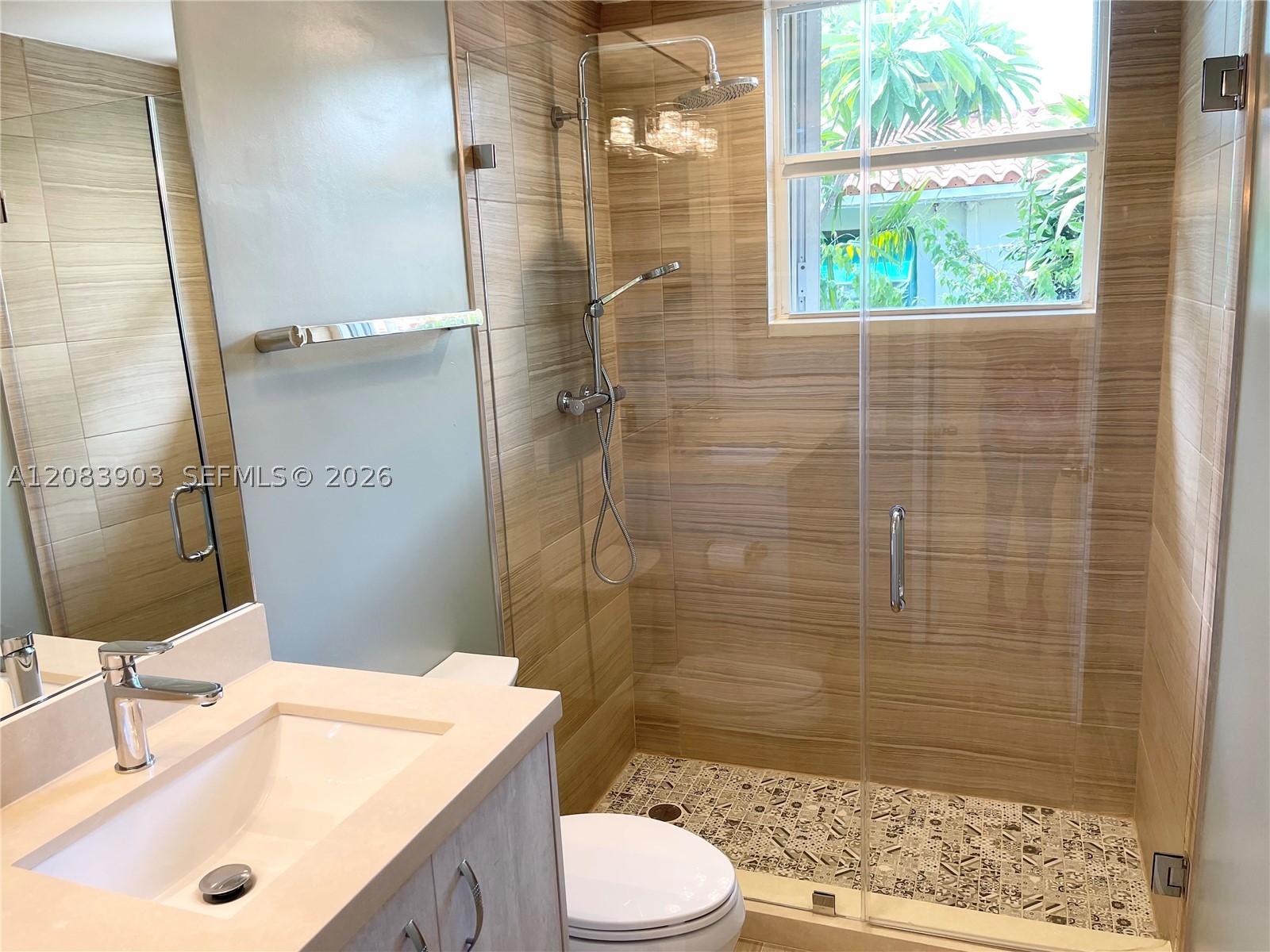 4555 N Jefferson Ave, Miami Beach FL 33140