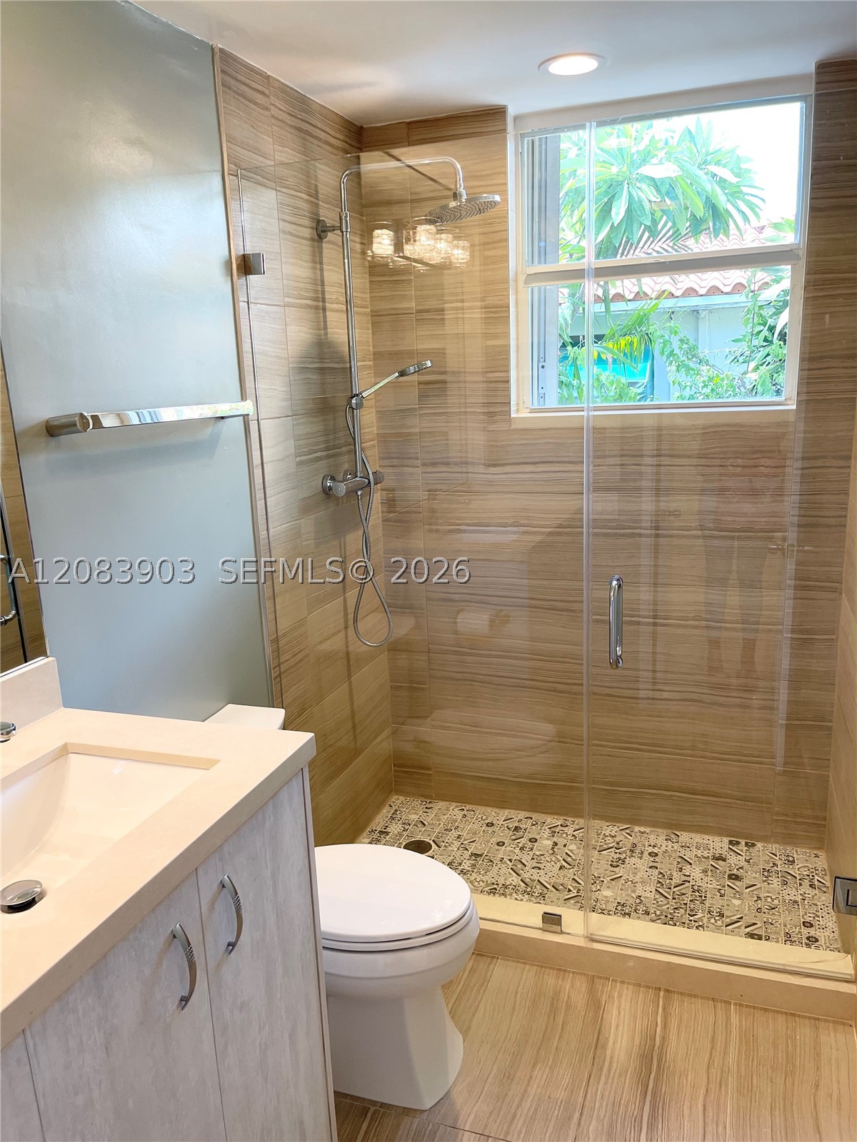 4555 N Jefferson Ave, Miami Beach FL 33140
