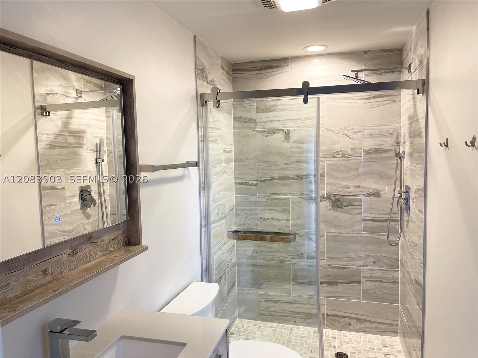 4555 N Jefferson Ave, Miami Beach FL 33140