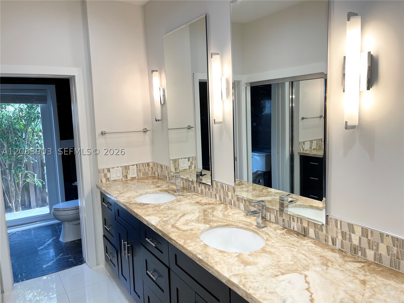 4555 N Jefferson Ave, Miami Beach FL 33140