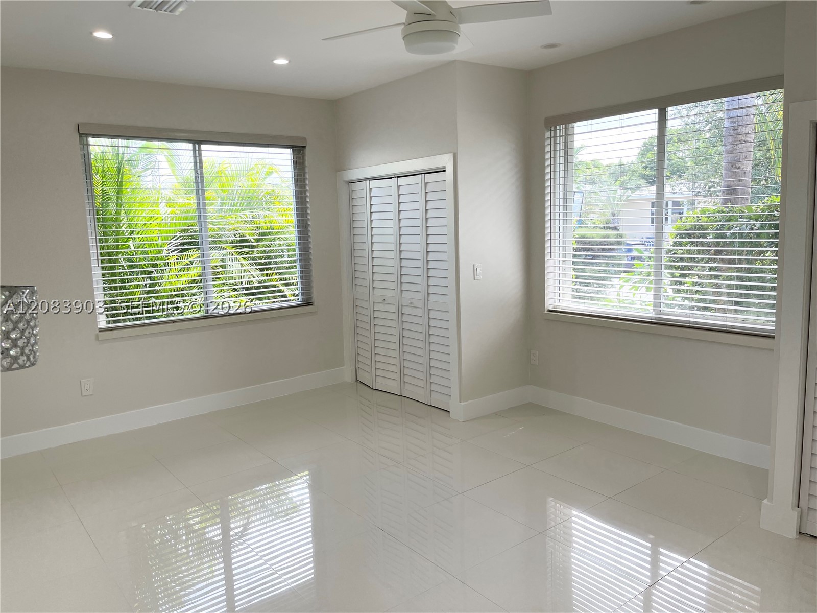 4555 N Jefferson Ave, Miami Beach FL 33140