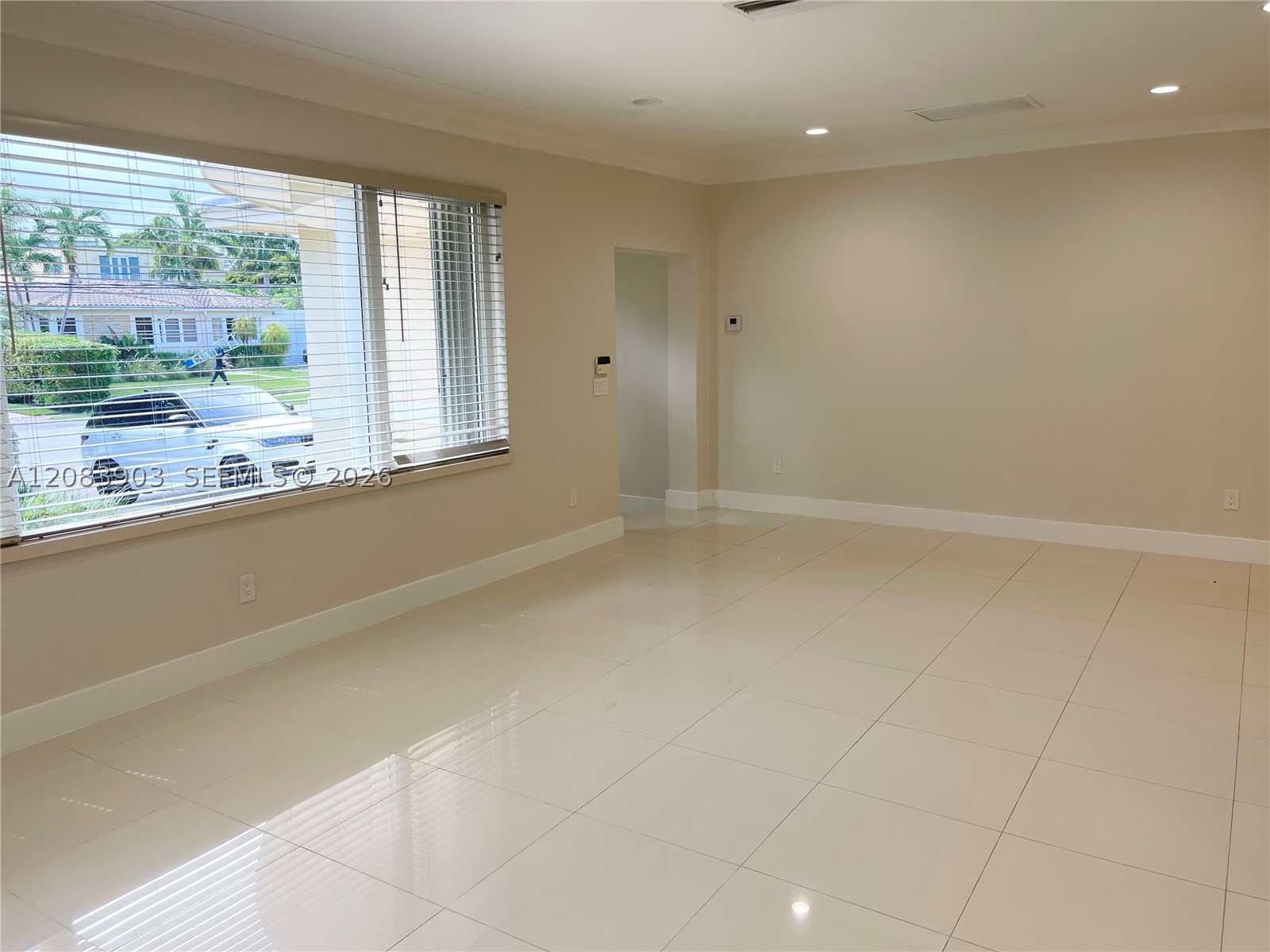4555 N Jefferson Ave, Miami Beach FL 33140