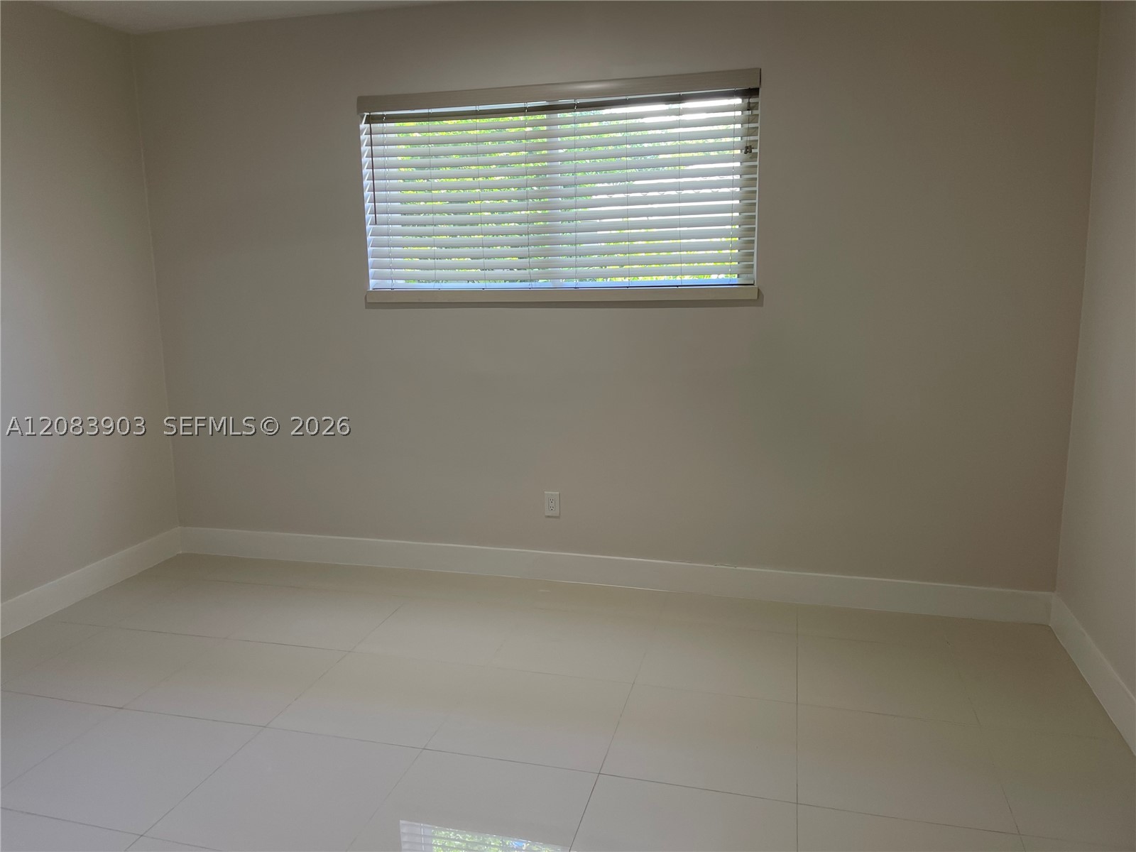 4555 N Jefferson Ave, Miami Beach FL 33140