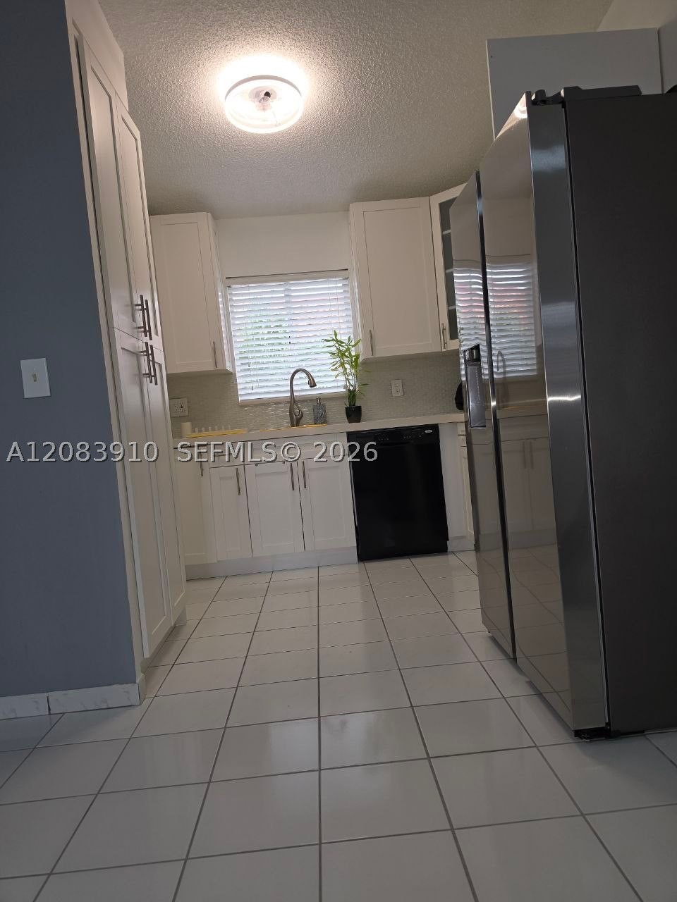 10101 W Okeechobee Rd #10-202, Hialeah Gardens FL 33016