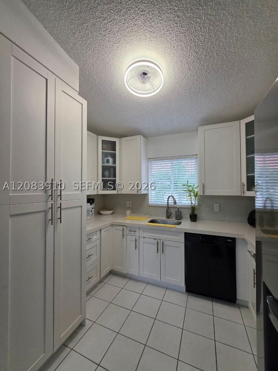 10101 W Okeechobee Rd #10-202, Hialeah Gardens FL 33016