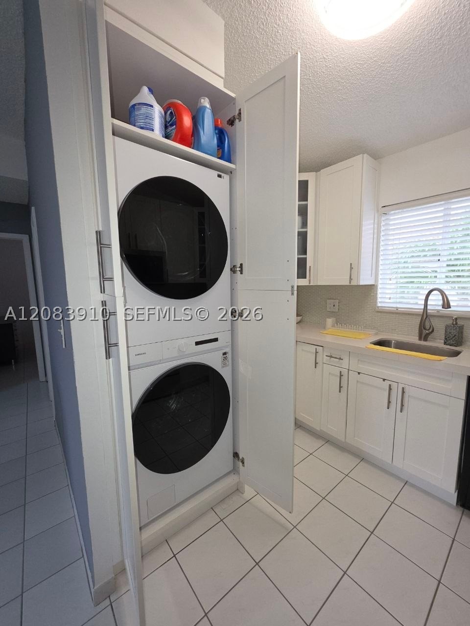 10101 W Okeechobee Rd #10-202, Hialeah Gardens FL 33016