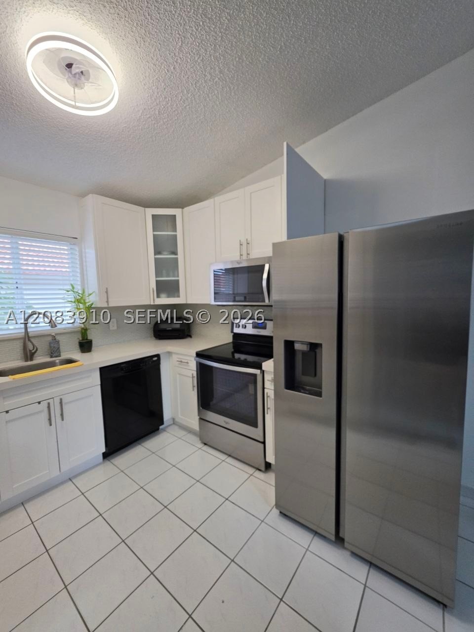 10101 W Okeechobee Rd #10-202, Hialeah Gardens FL 33016