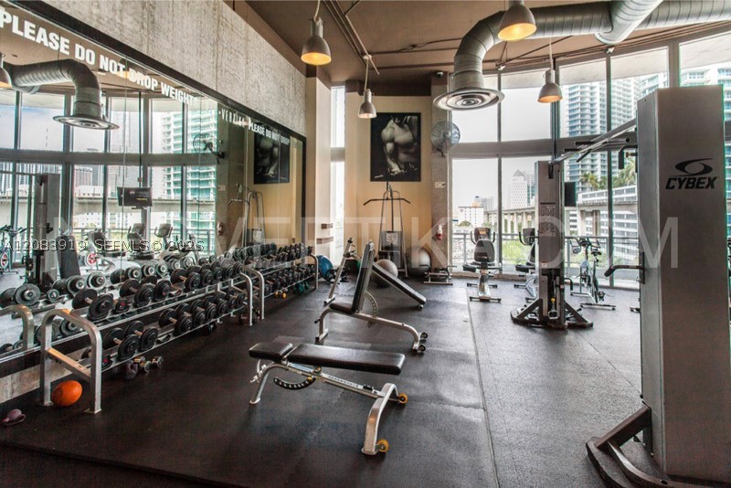 690 SW 1st Ct #2322, Miami FL 33130