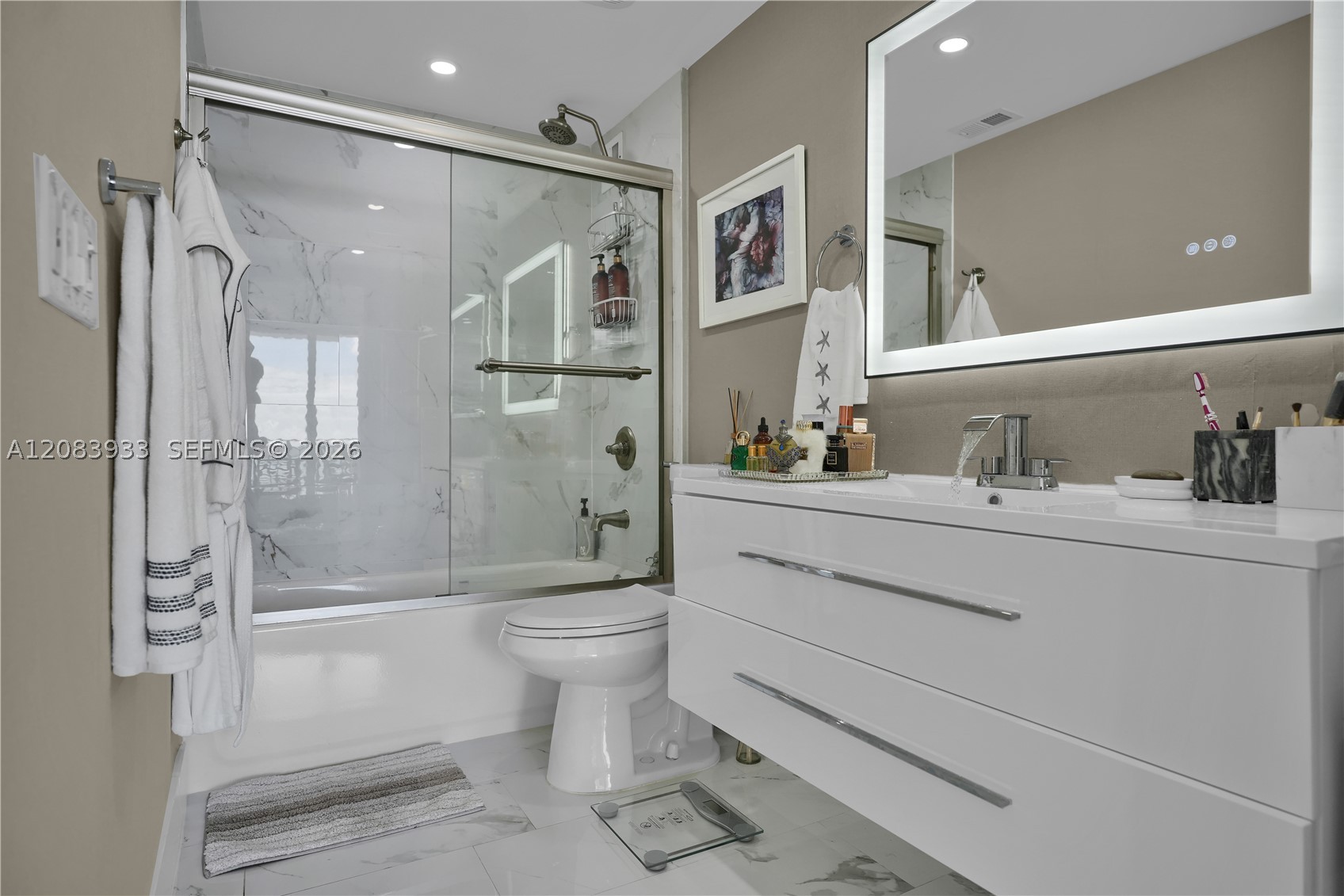 770 NE 69th St #5D, Miami FL 33138