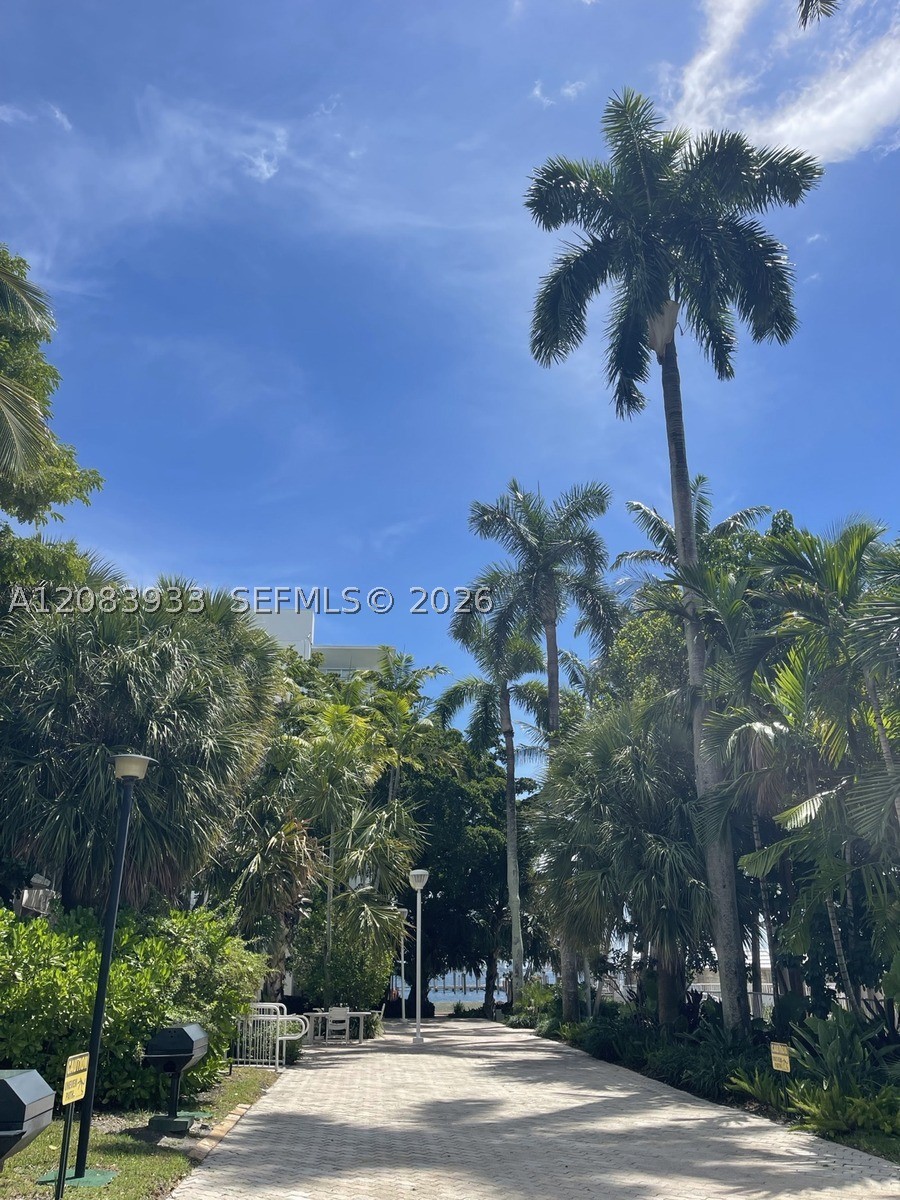 770 NE 69th St #5D, Miami FL 33138