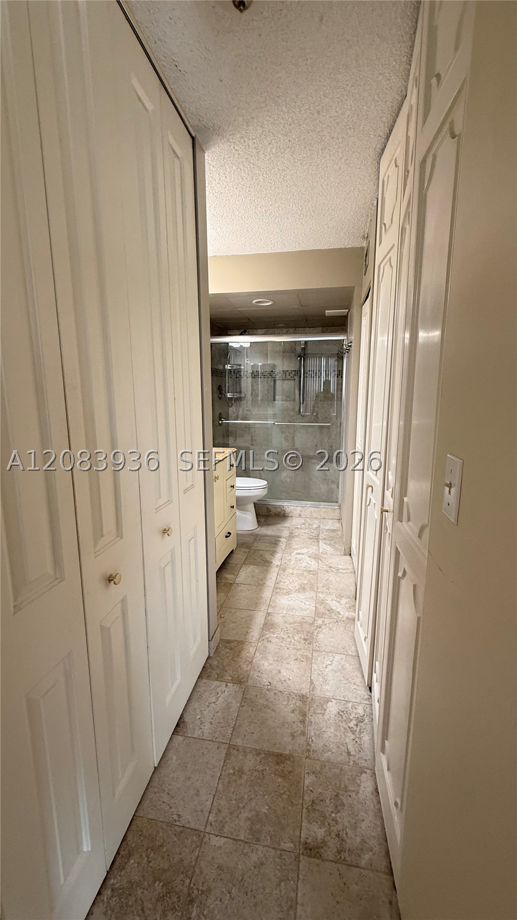 3720 Inverrary Dr #1W, Lauderhill FL 33319