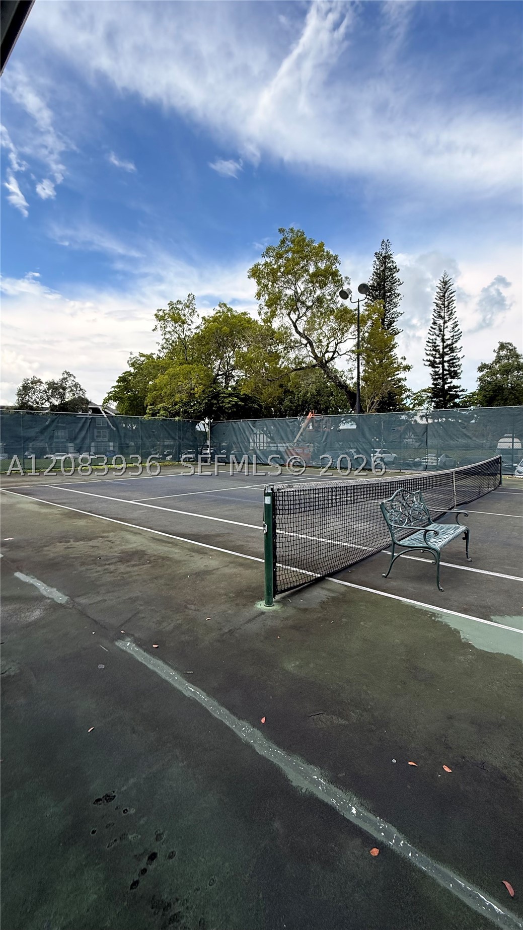 3720 Inverrary Dr #1W, Lauderhill FL 33319