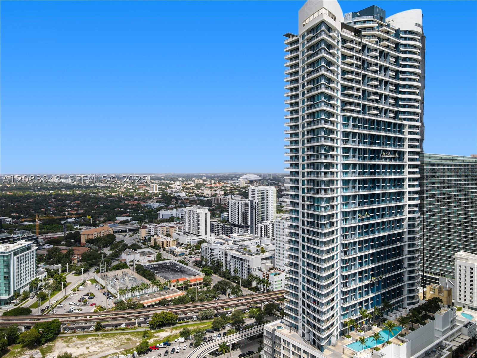 60 SW 13th St #1422, Miami FL 33130