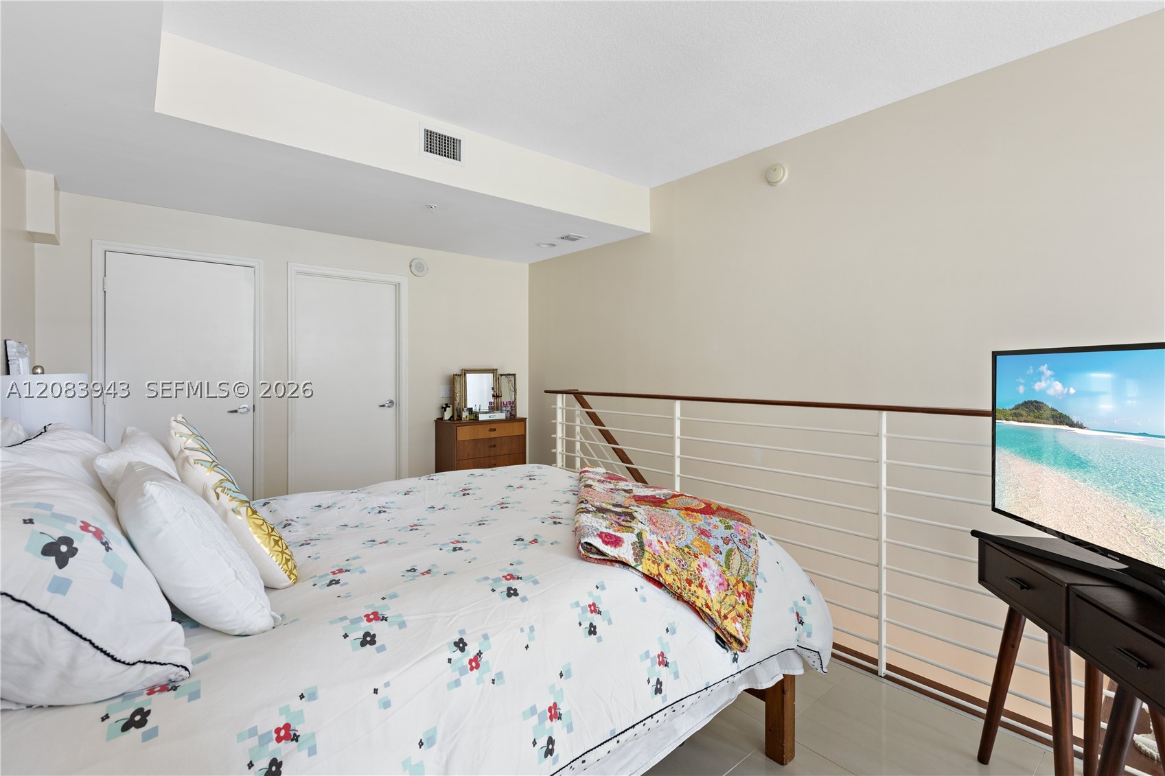 60 SW 13th St #1422, Miami FL 33130