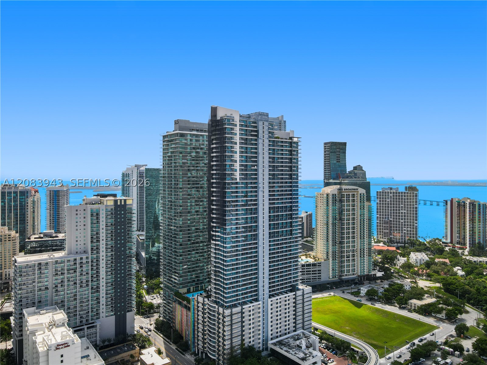 60 SW 13th St #1422, Miami FL 33130