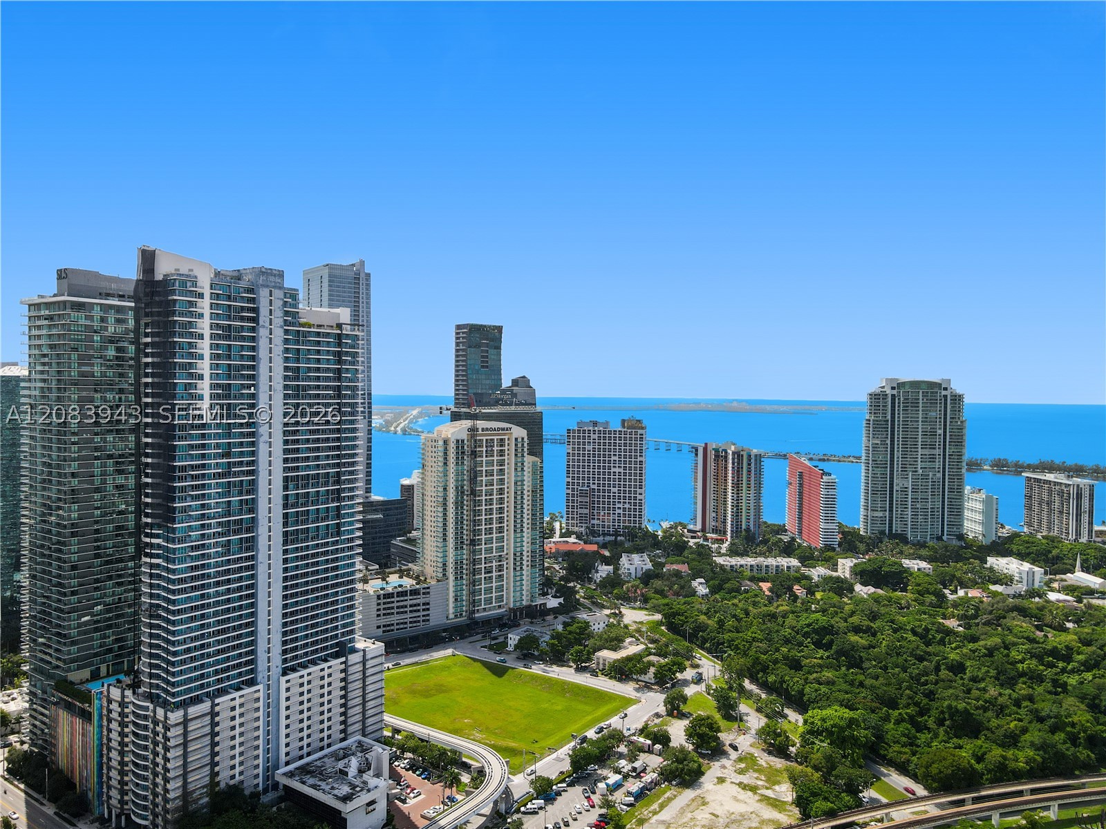 60 SW 13th St #1422, Miami FL 33130