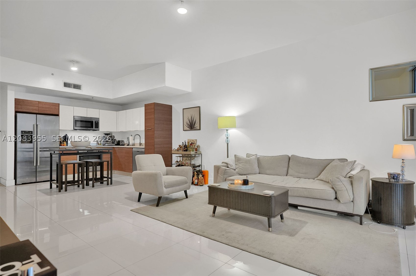 1010 SW 2nd Ave #2005, Miami FL 33130