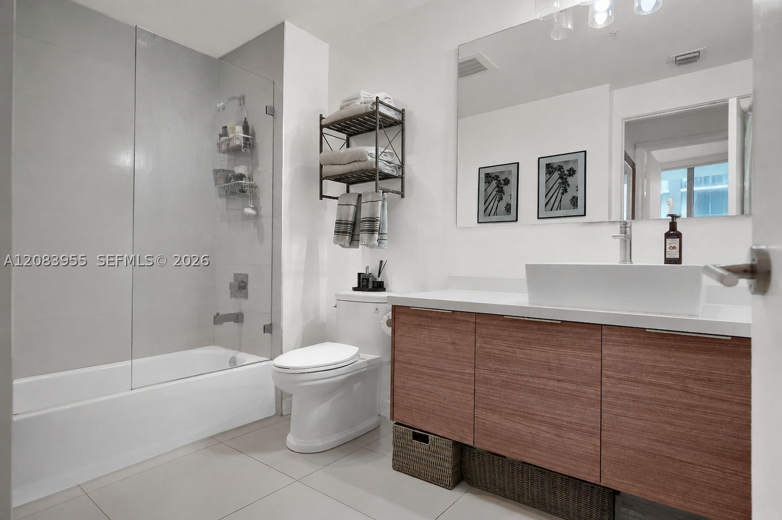 1010 SW 2nd Ave #2005, Miami FL 33130