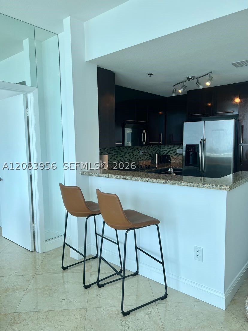 6515 Collins Ave #1707, Miami Beach FL 33141
