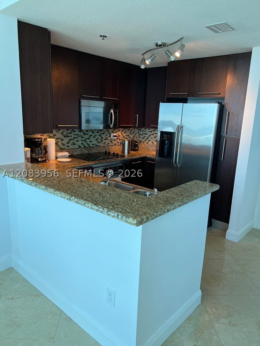 6515 Collins Ave #1707, Miami Beach FL 33141