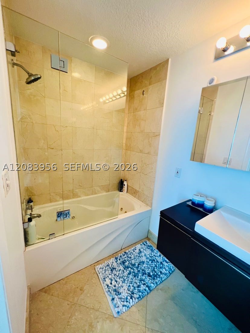 6515 Collins Ave #1707, Miami Beach FL 33141