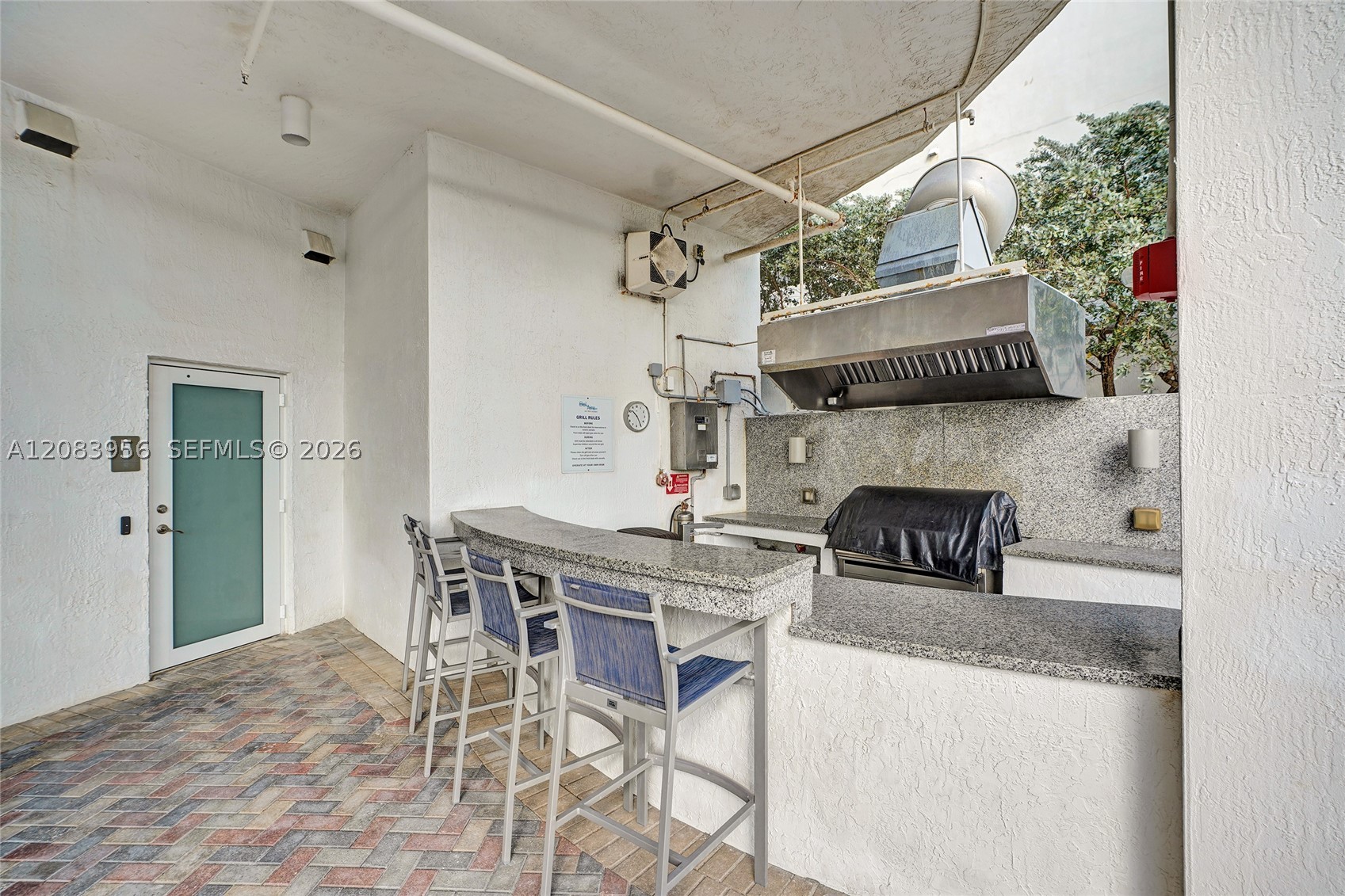6515 Collins Ave #1707, Miami Beach FL 33141