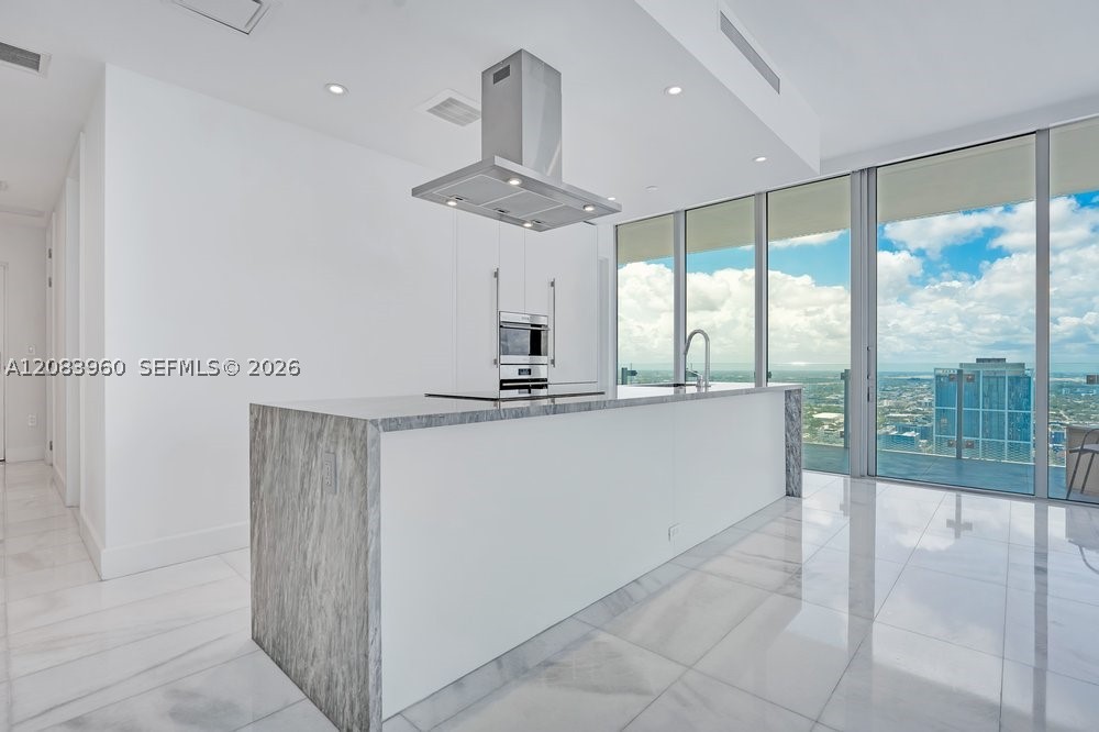 700 NE 26th Ter #4706, Miami FL 33137
