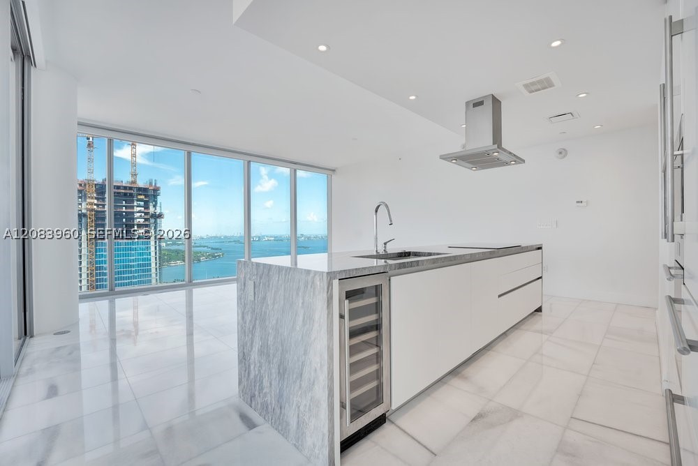 700 NE 26th Ter #4706, Miami FL 33137