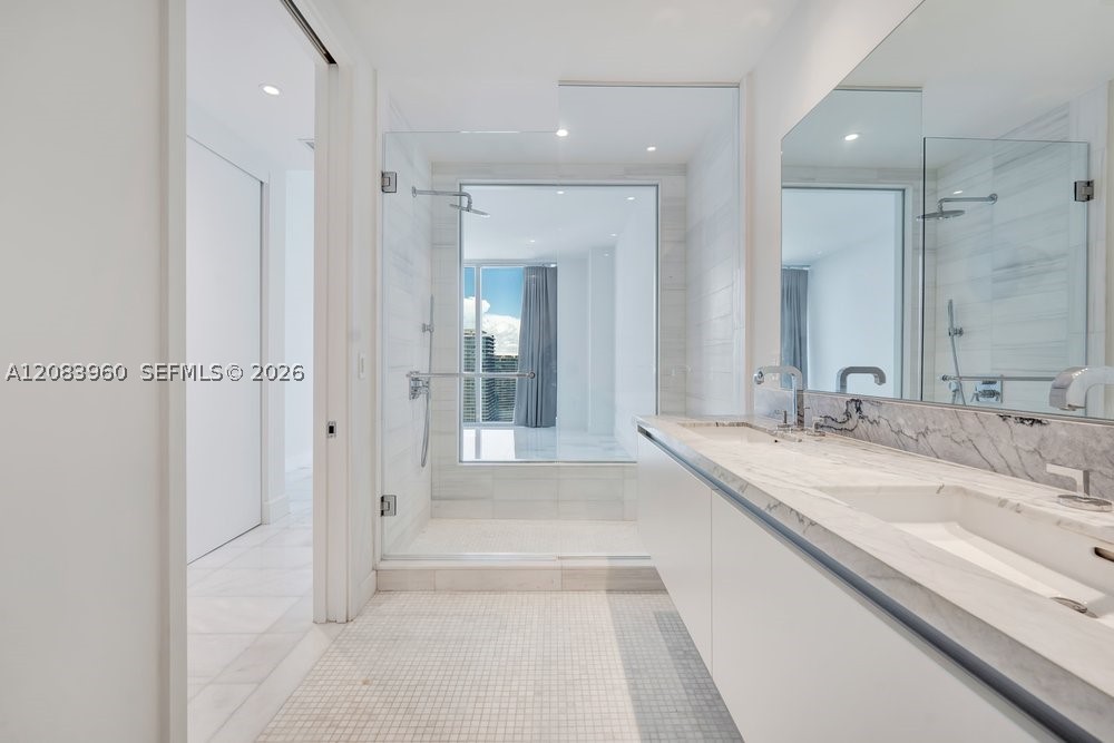 700 NE 26th Ter #4706, Miami FL 33137
