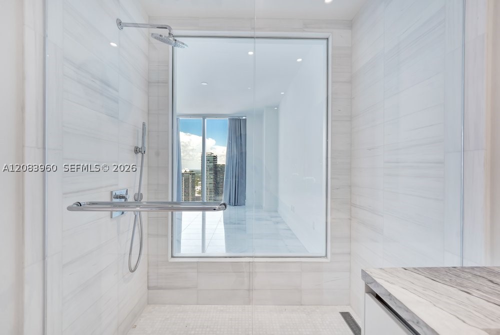700 NE 26th Ter #4706, Miami FL 33137