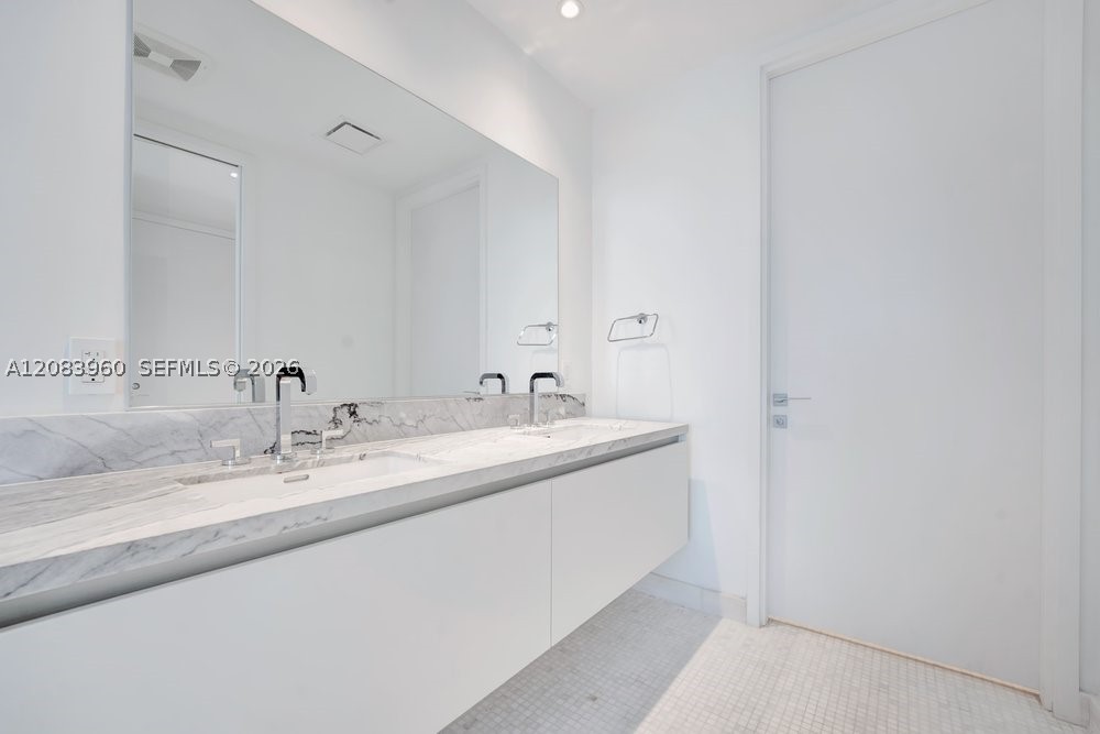 700 NE 26th Ter #4706, Miami FL 33137