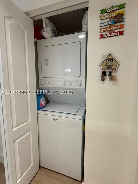 7265 SW 89th St #A215, Miami FL 33156
