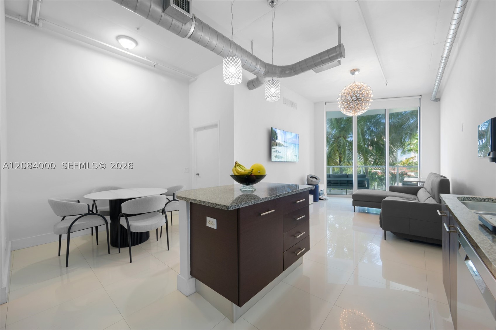 3029 NE 188th St #523, Aventura FL 33180