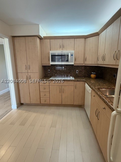 16491 Blatt Blvd #104, Weston FL 33326