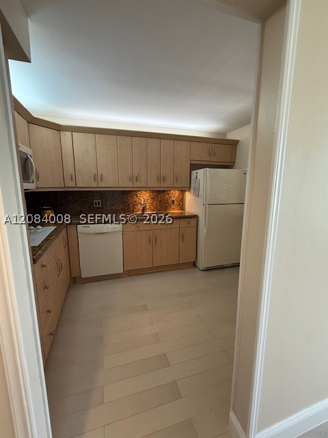 16491 Blatt Blvd #104, Weston FL 33326