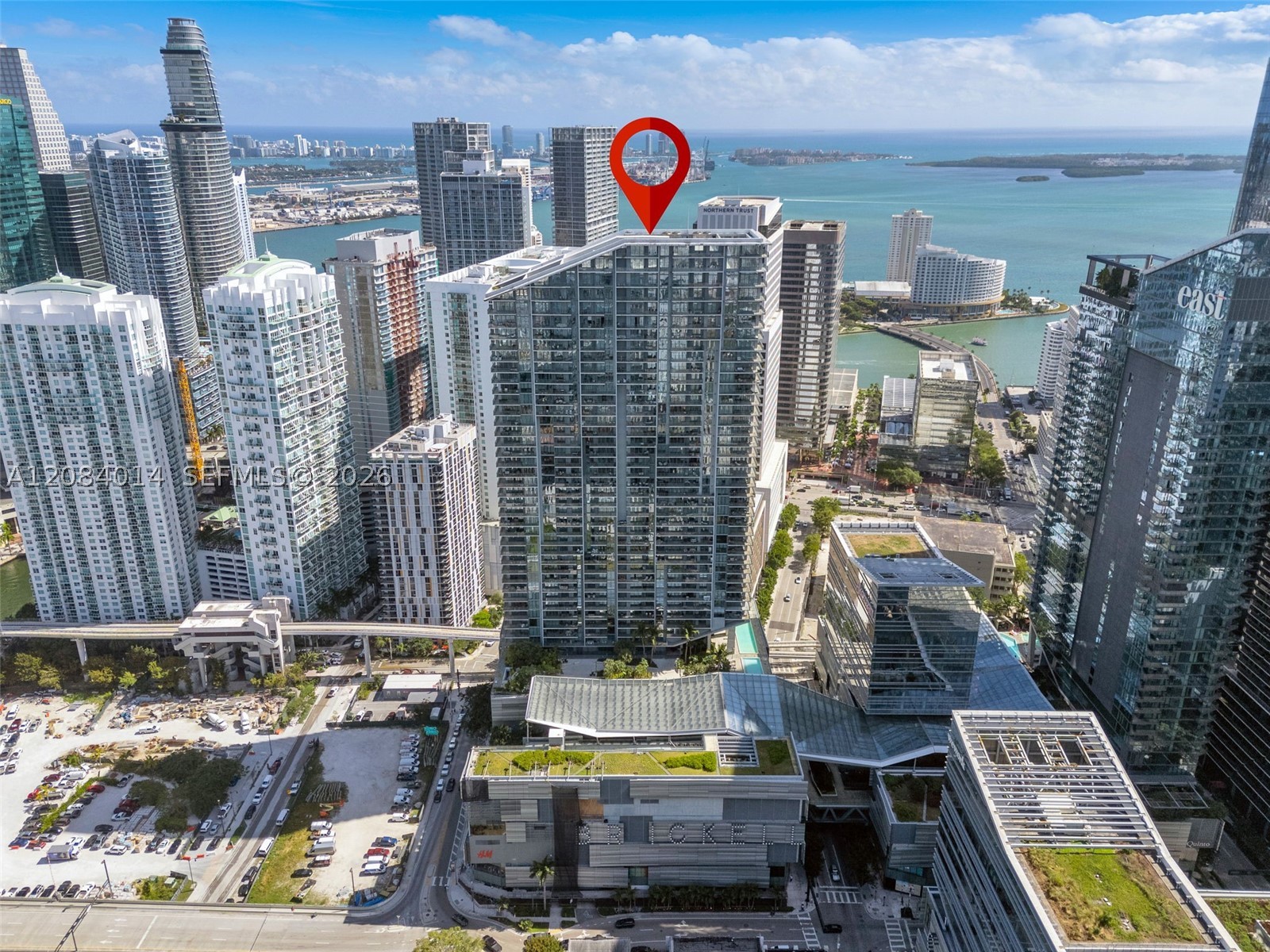 68 SE 6th St #2406, Miami FL 33131
