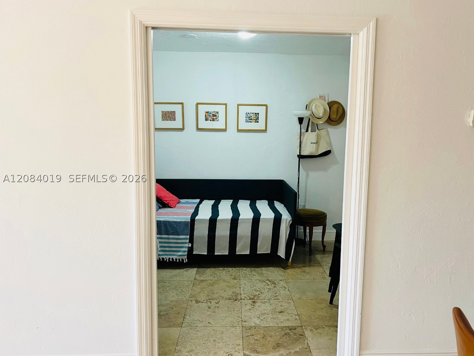 North Miami FL 33181 - A12084019