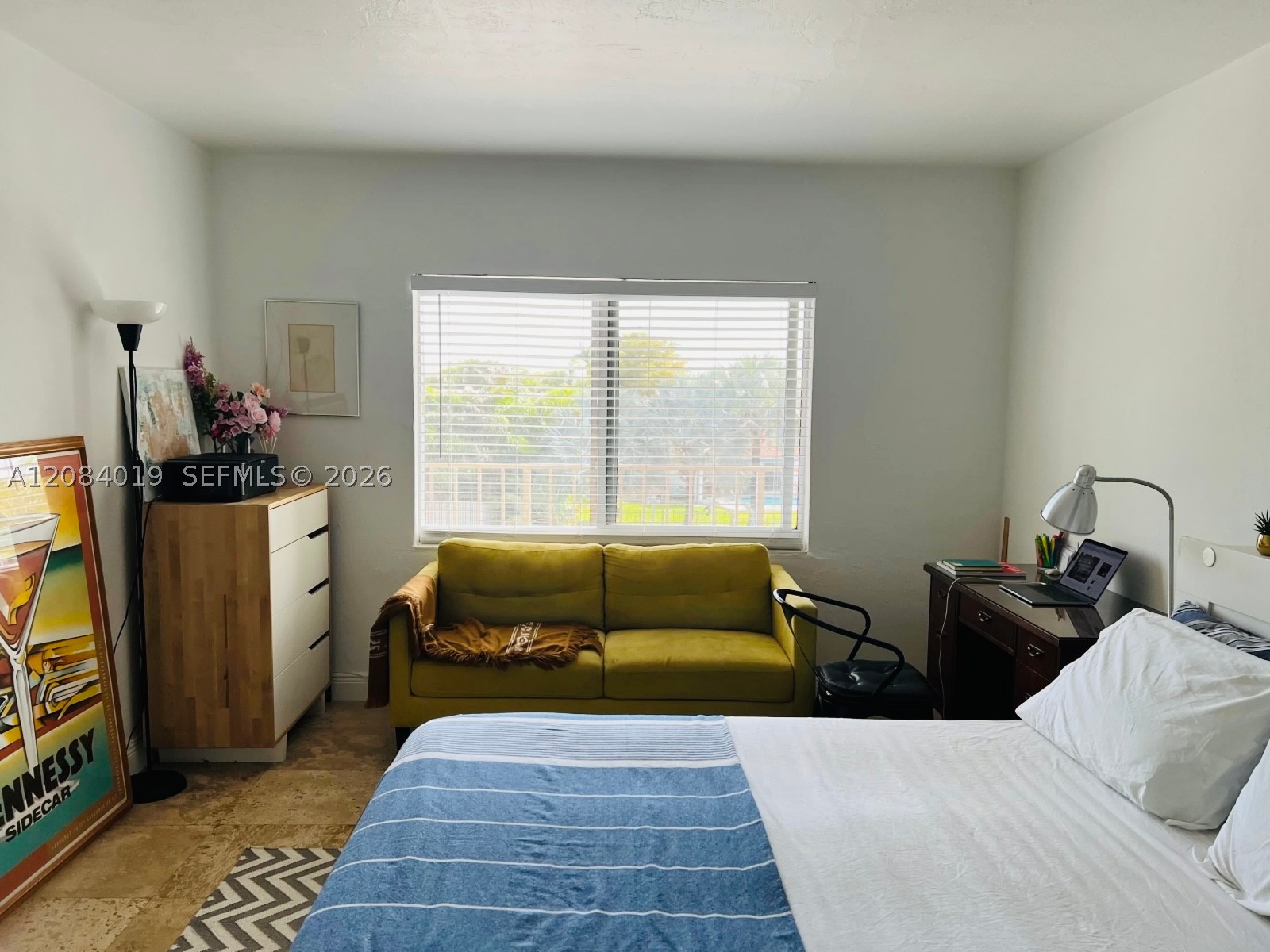 North Miami FL 33181 - A12084019