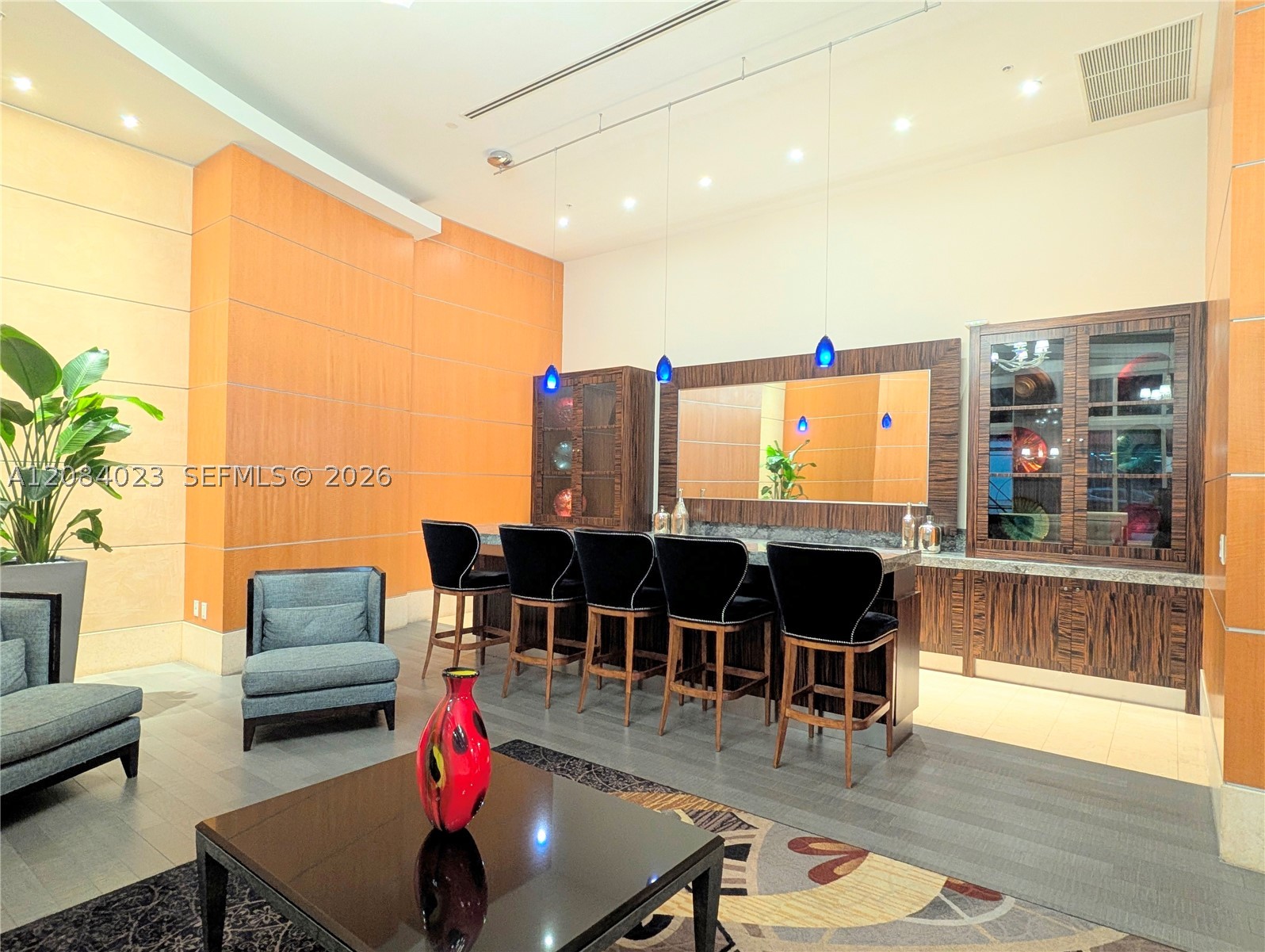 253 NE 2nd ST #3008, Miami FL 33132