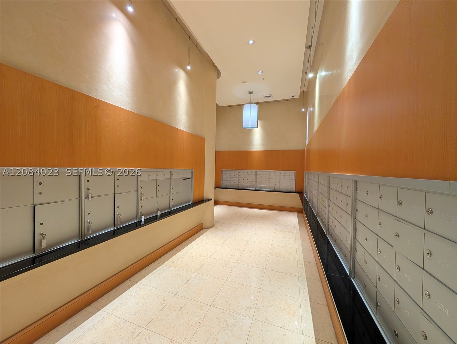253 NE 2nd ST #3008, Miami FL 33132
